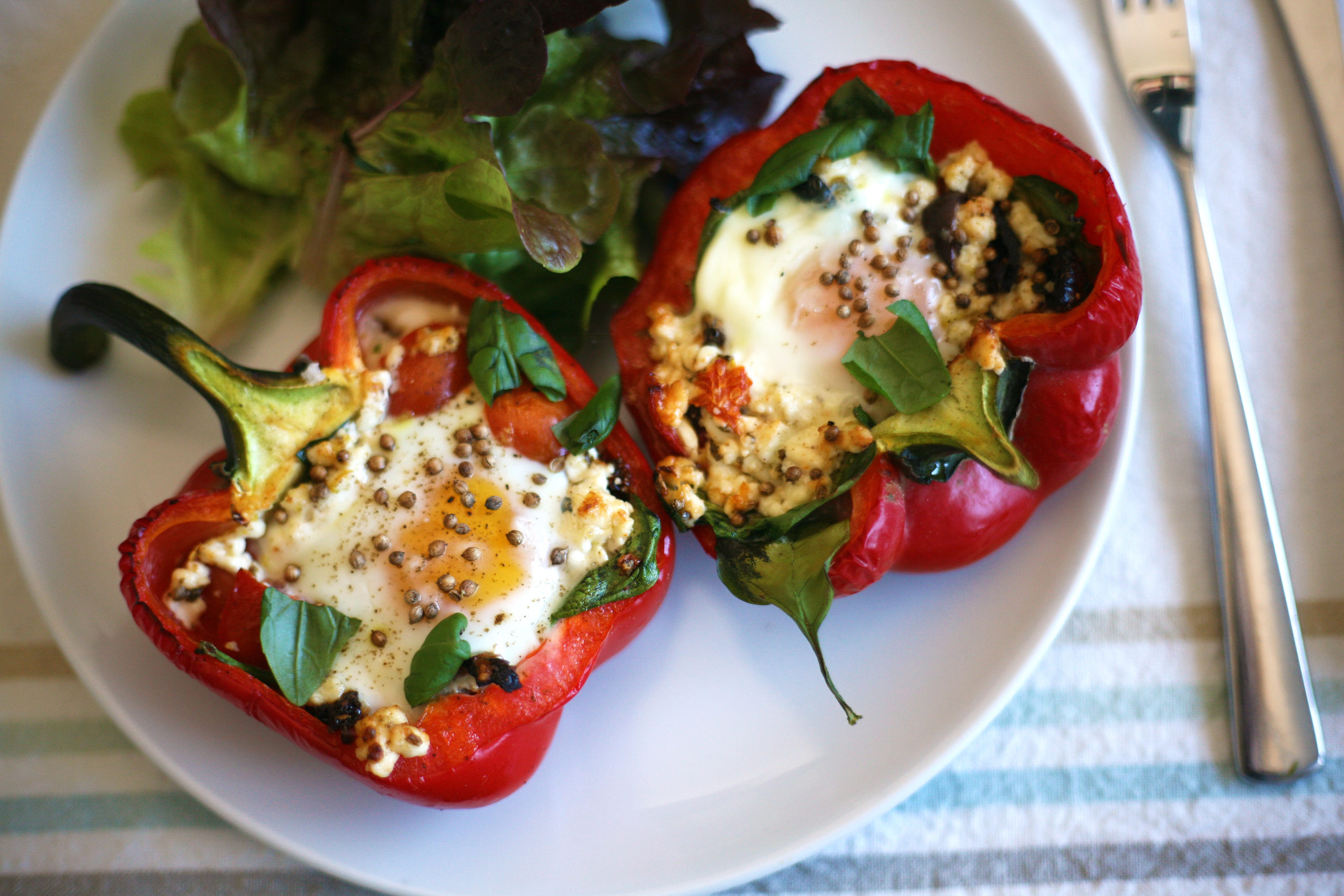 Baked eggs in roasted peppers