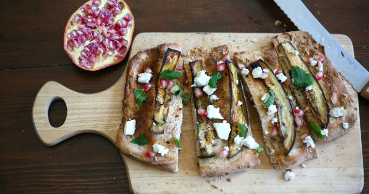 Wholemeal focaccia with aubergines and goat cheese