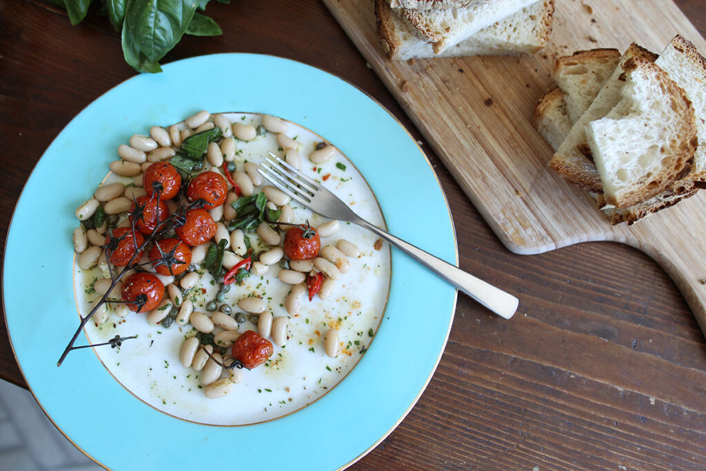 roasted tomatoes and cannellini beans